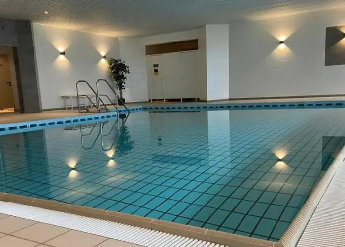 B606, Schoenes In Ruhiger Lager