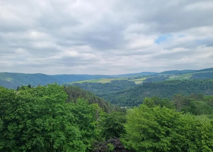 B606, Schoenes In Ruhiger Lager